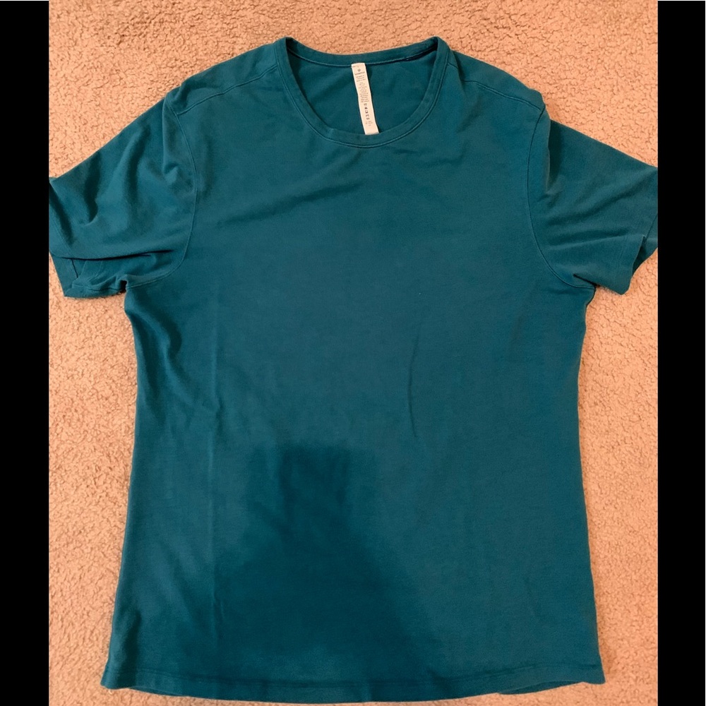 Lululemon Men’s T-Shirt Size Large-Great Condition